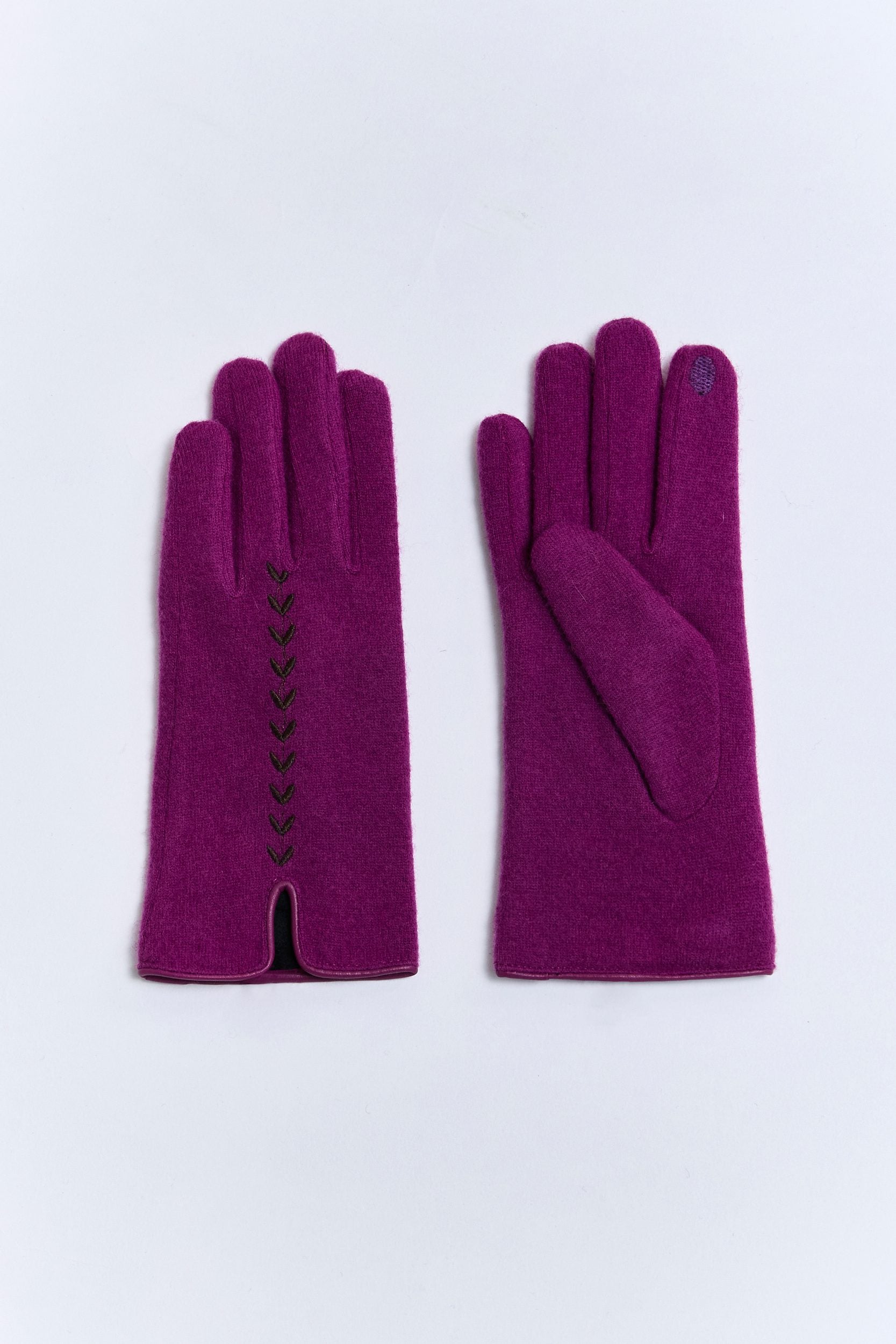 Wool gloves