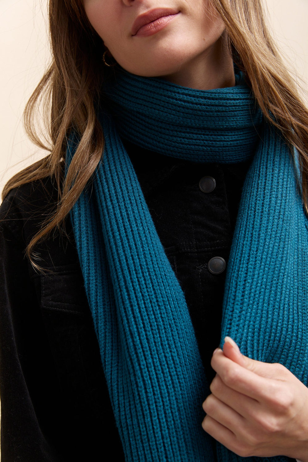 Knitted scarf