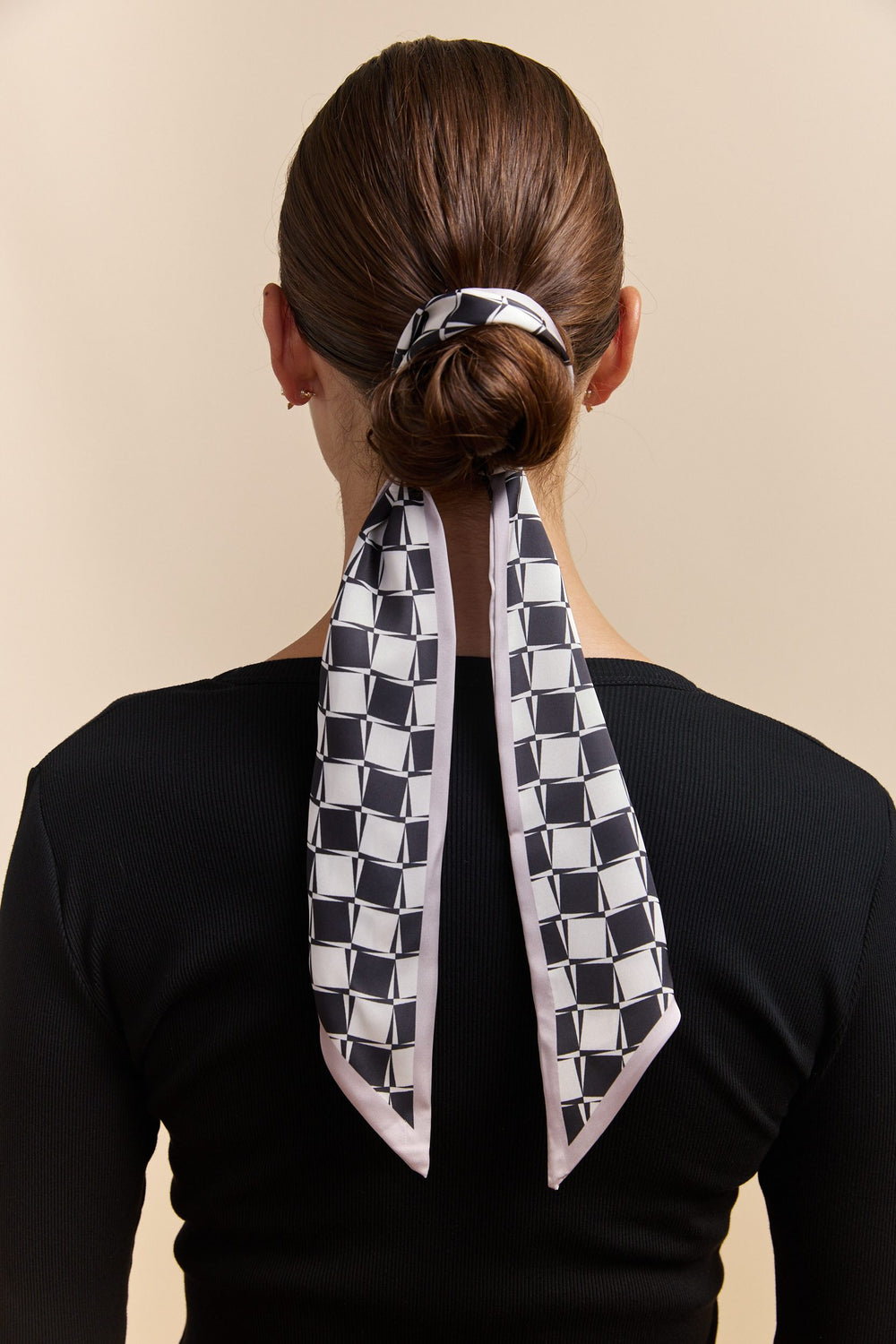 Geometric-print scarf