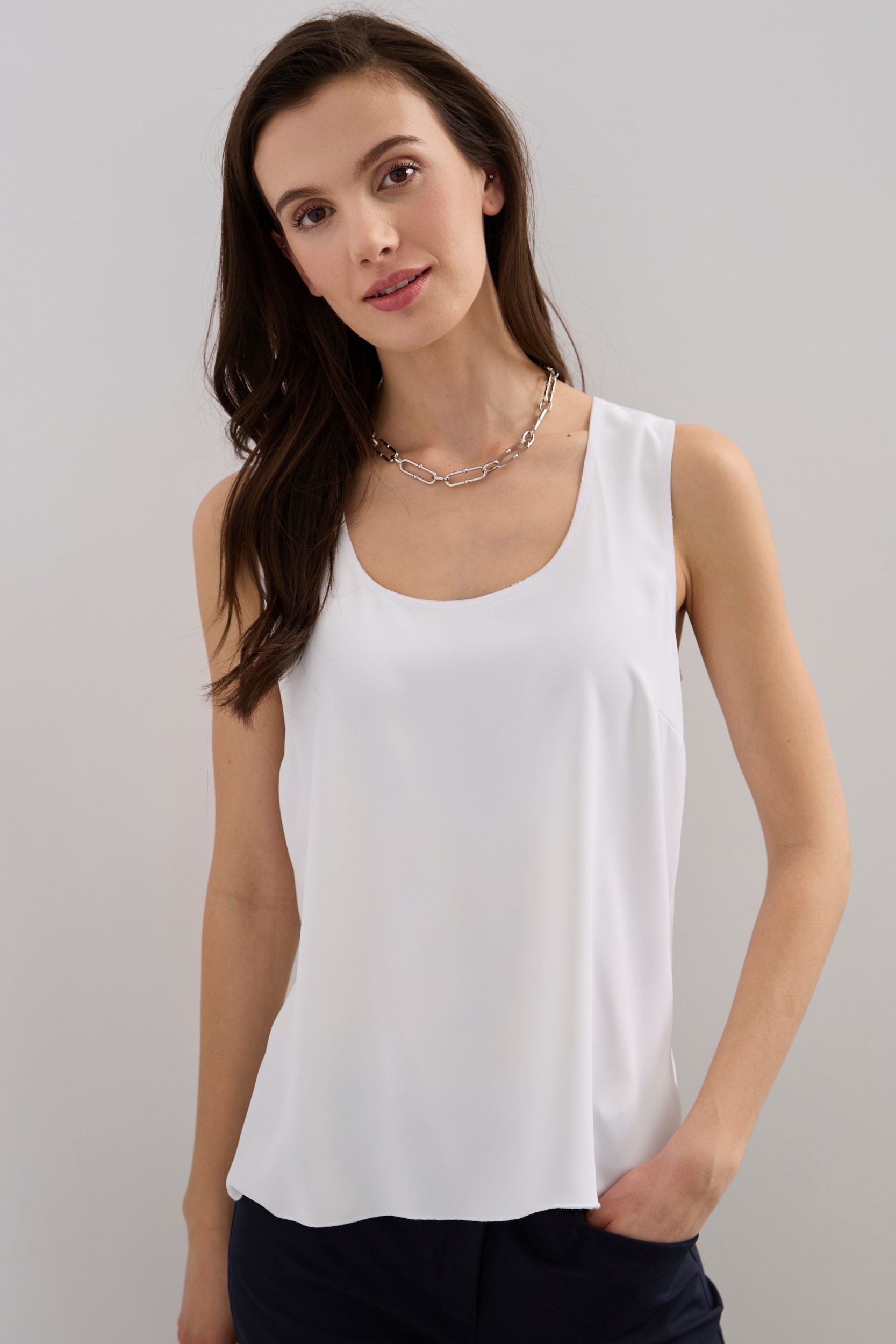 Sleeveless scoop neck top