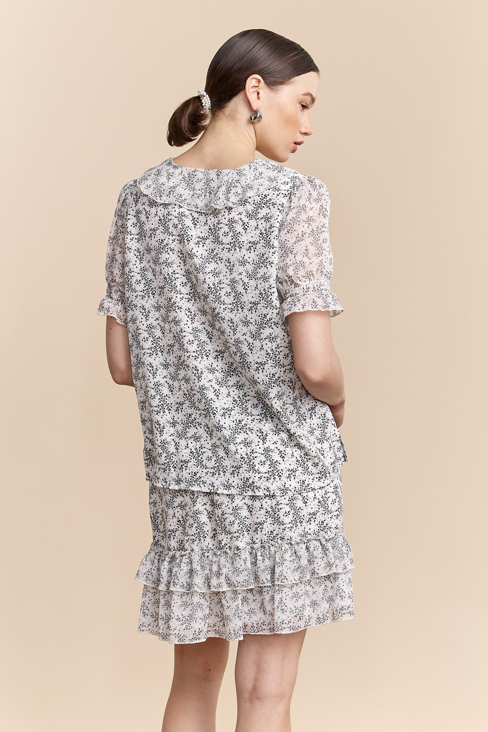 Floral printed blouse with frills