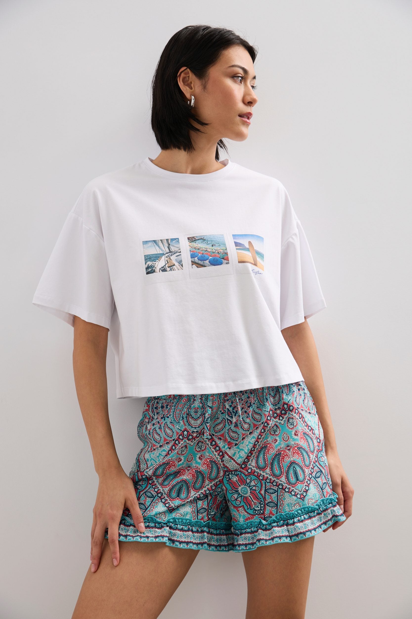 Oversized crop Polaroids t-shirt