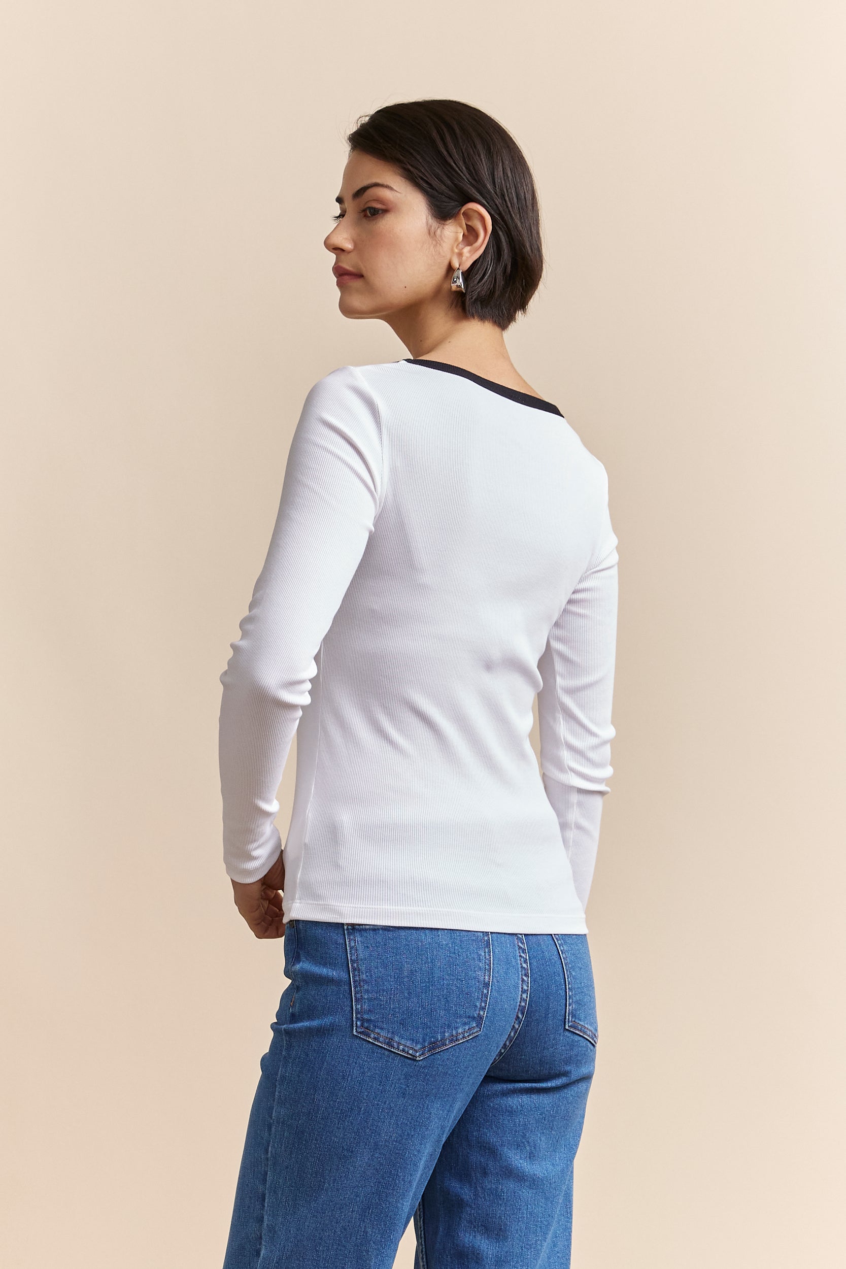 Ribbed long sleeves top