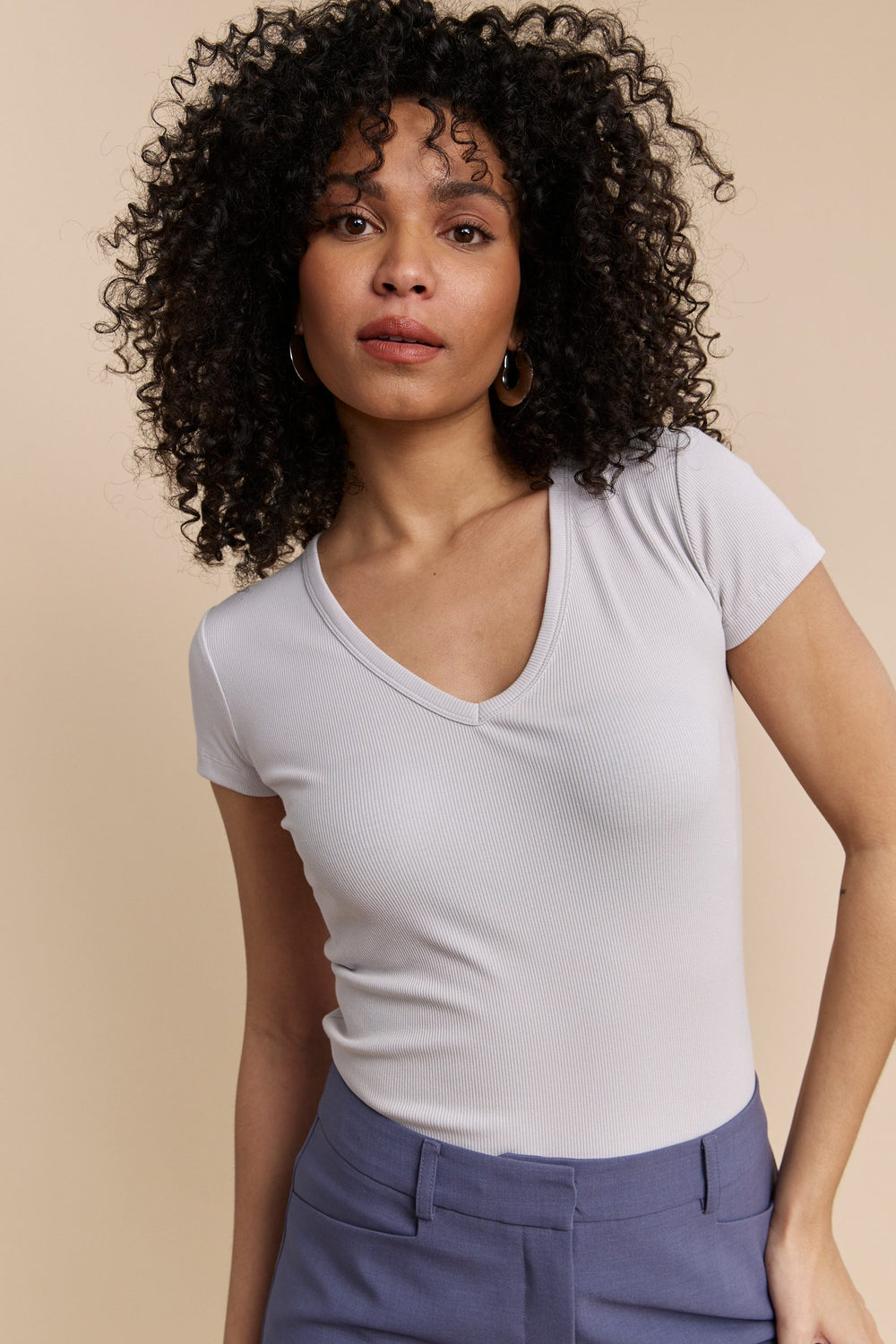 Ribbed t-shirt with V neck