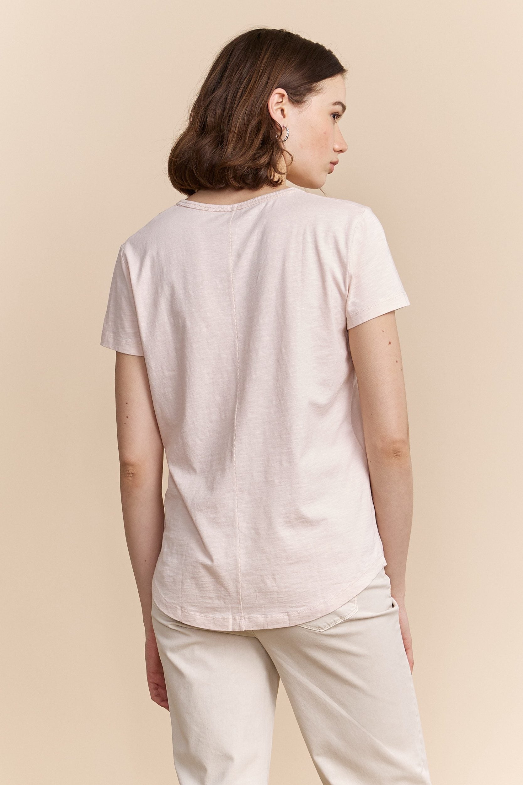 T-shirt essentiel col V