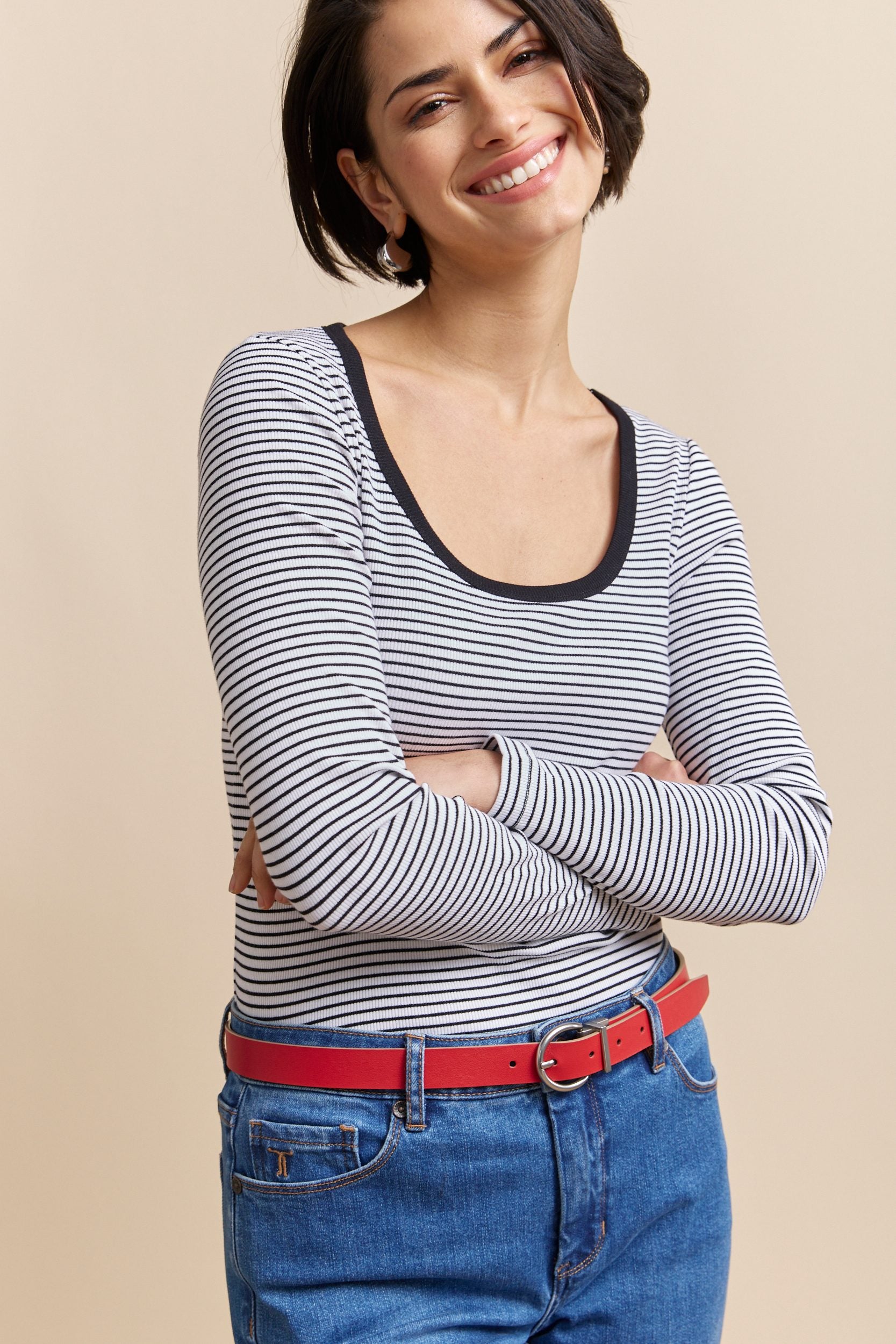 Stripped rib top with scoop neck