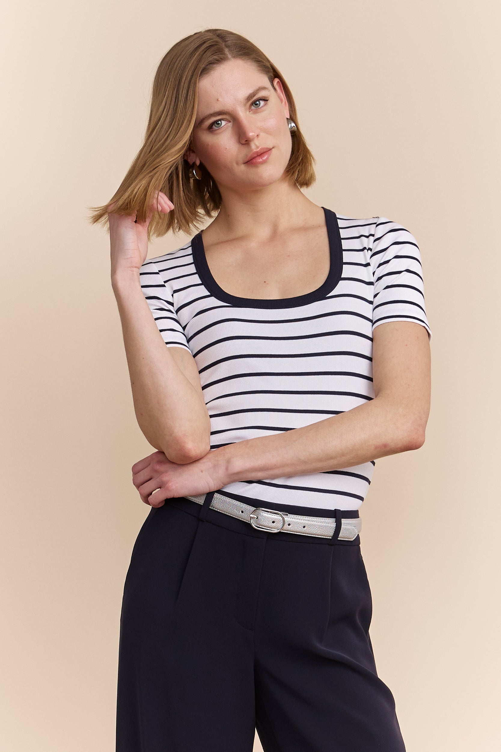 Striped ribbed t-shirt with scoop neck