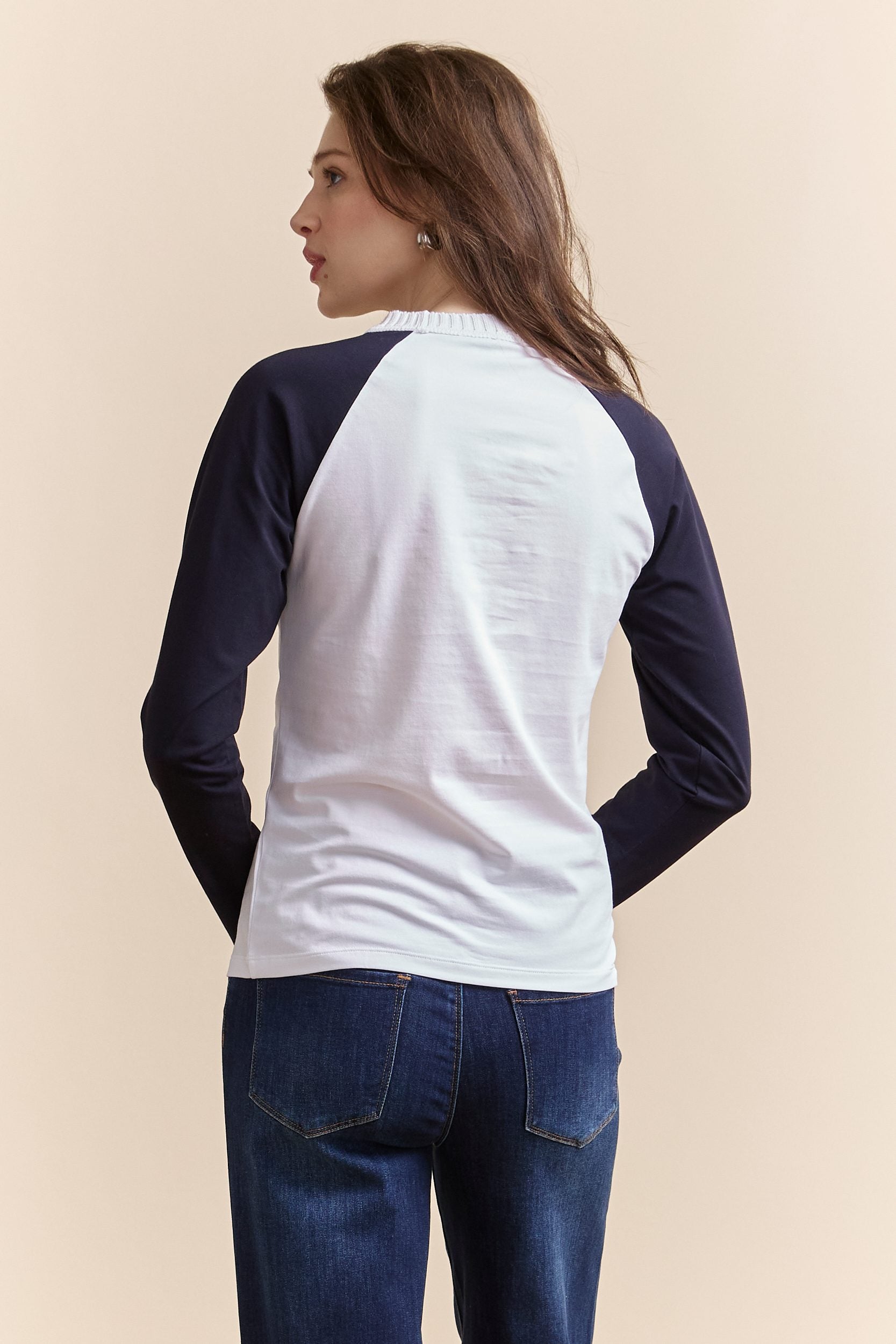 Raglan long-sleeve top