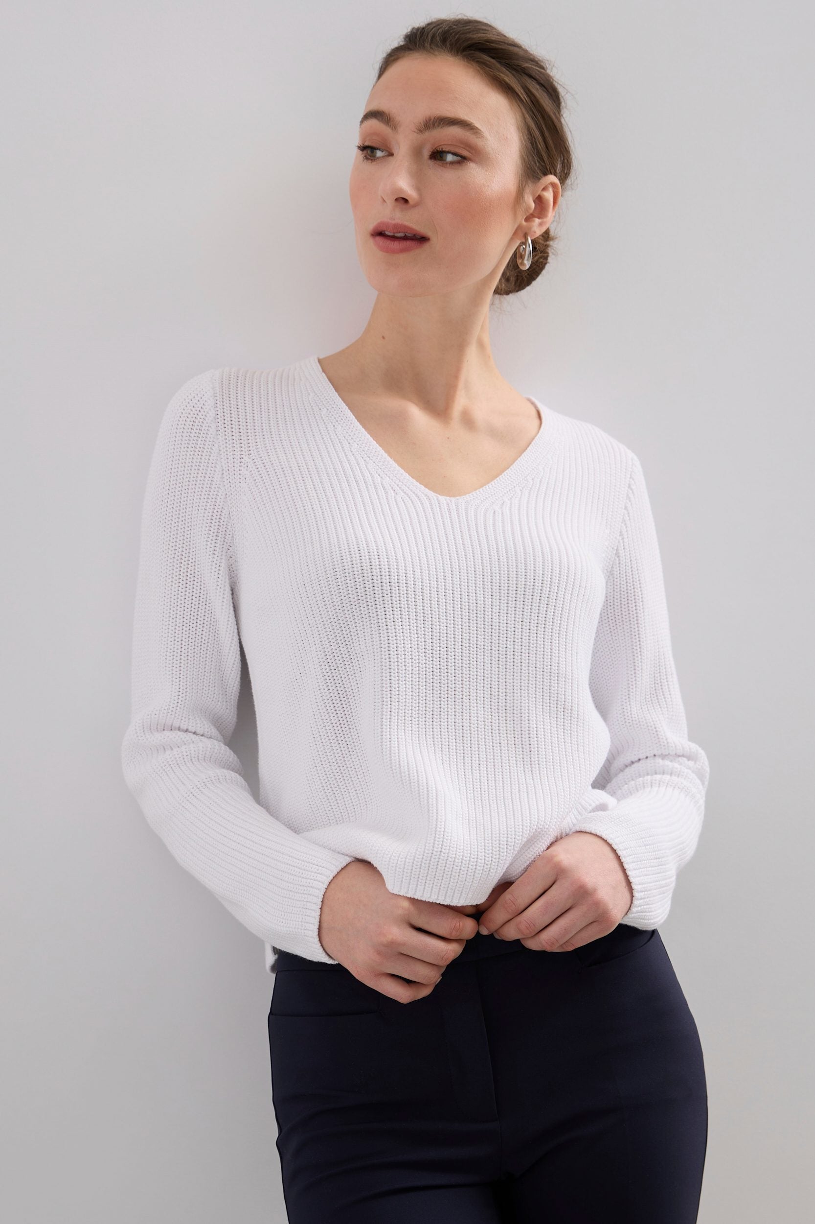 Scoop neck rib sweater