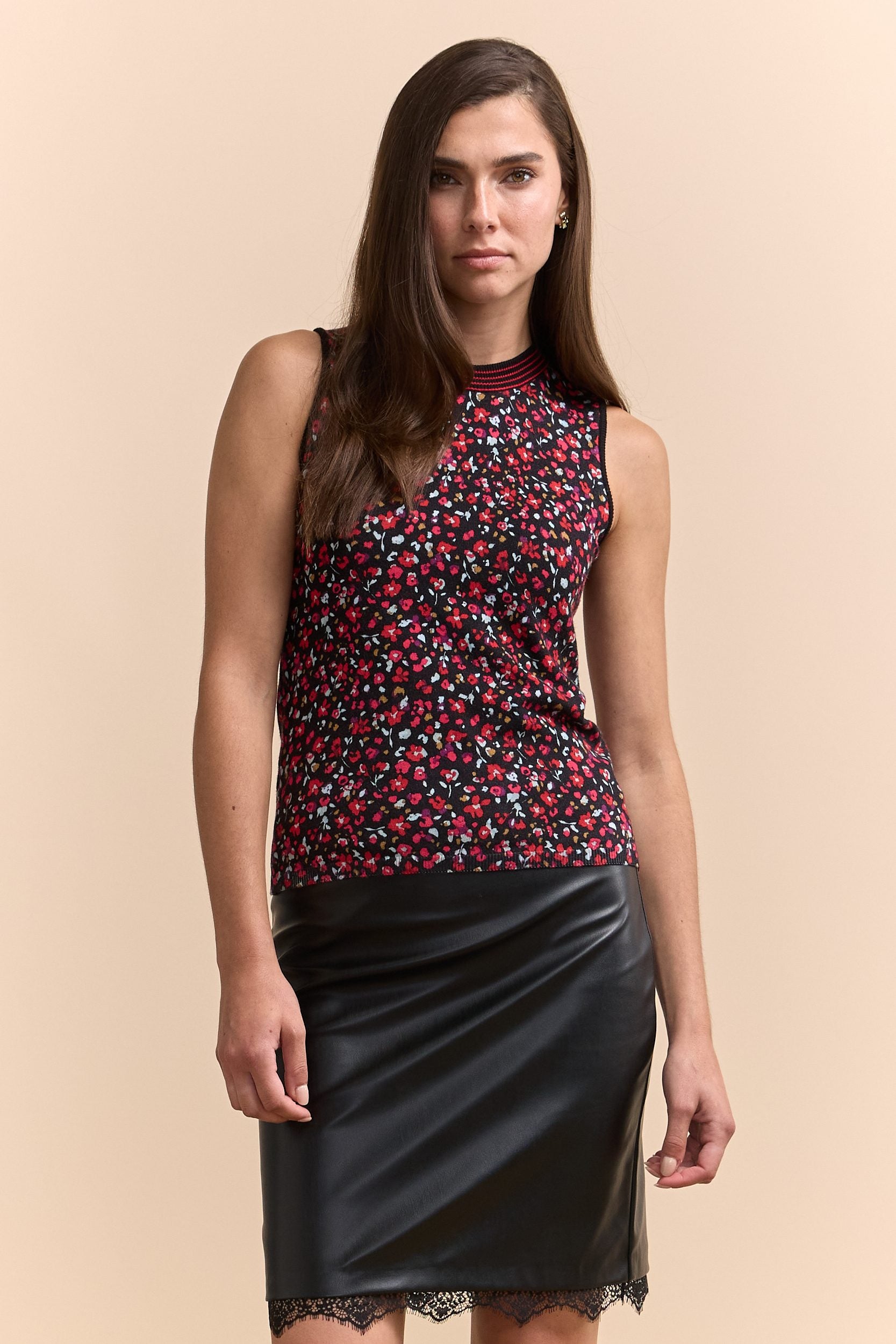 Printed sleeveless top