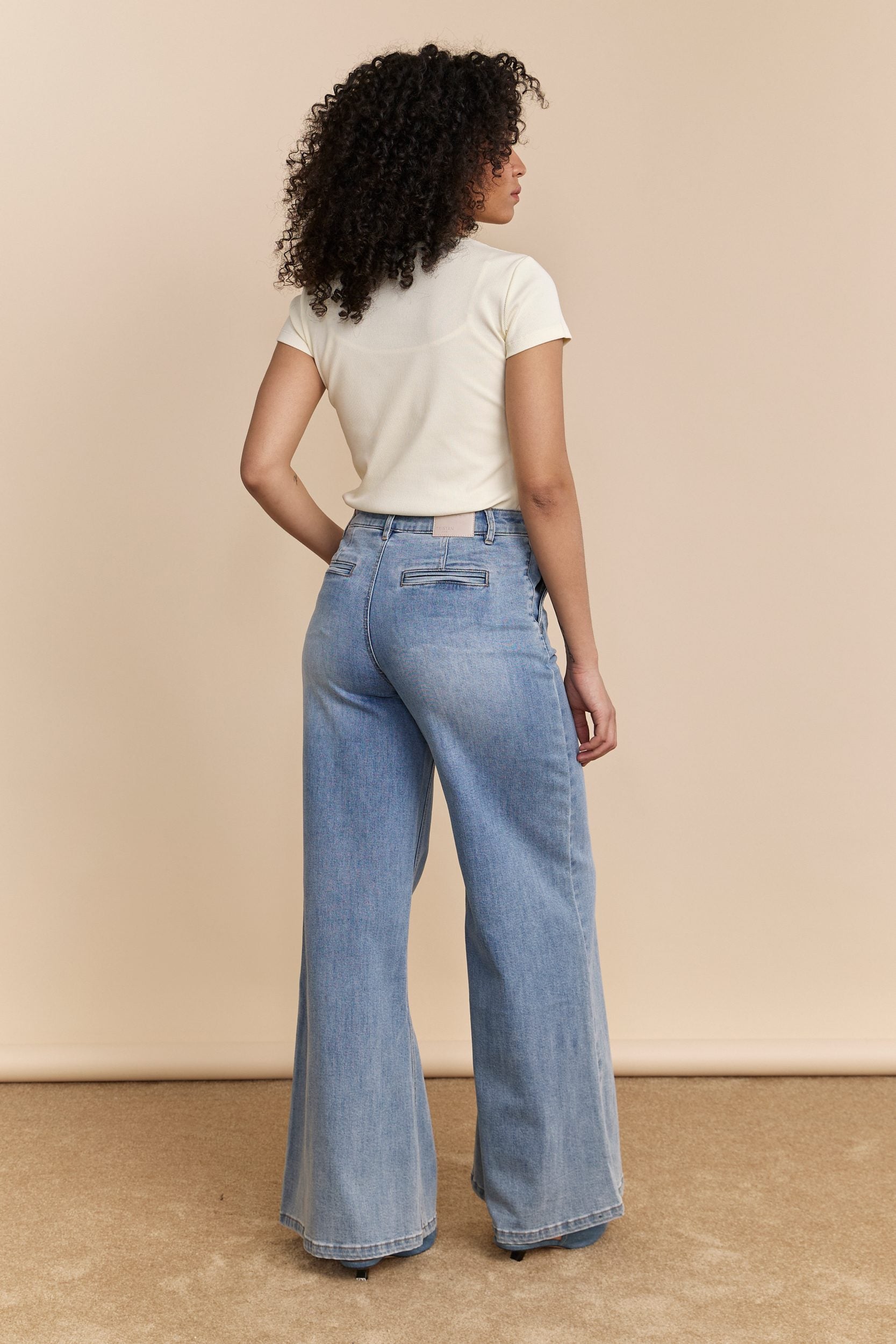 High waist extra wide leg jeans