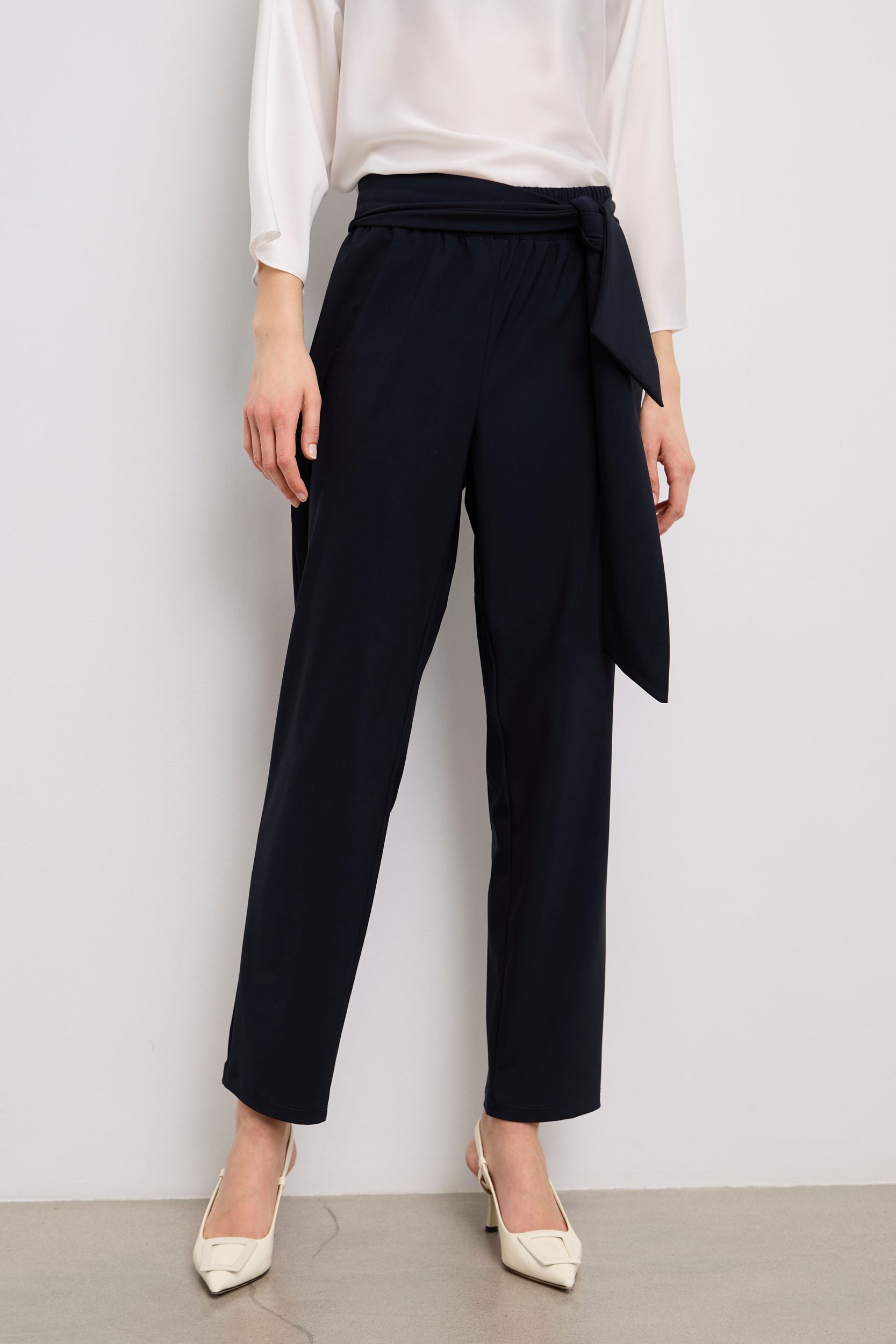 Sport Chic pants with belt