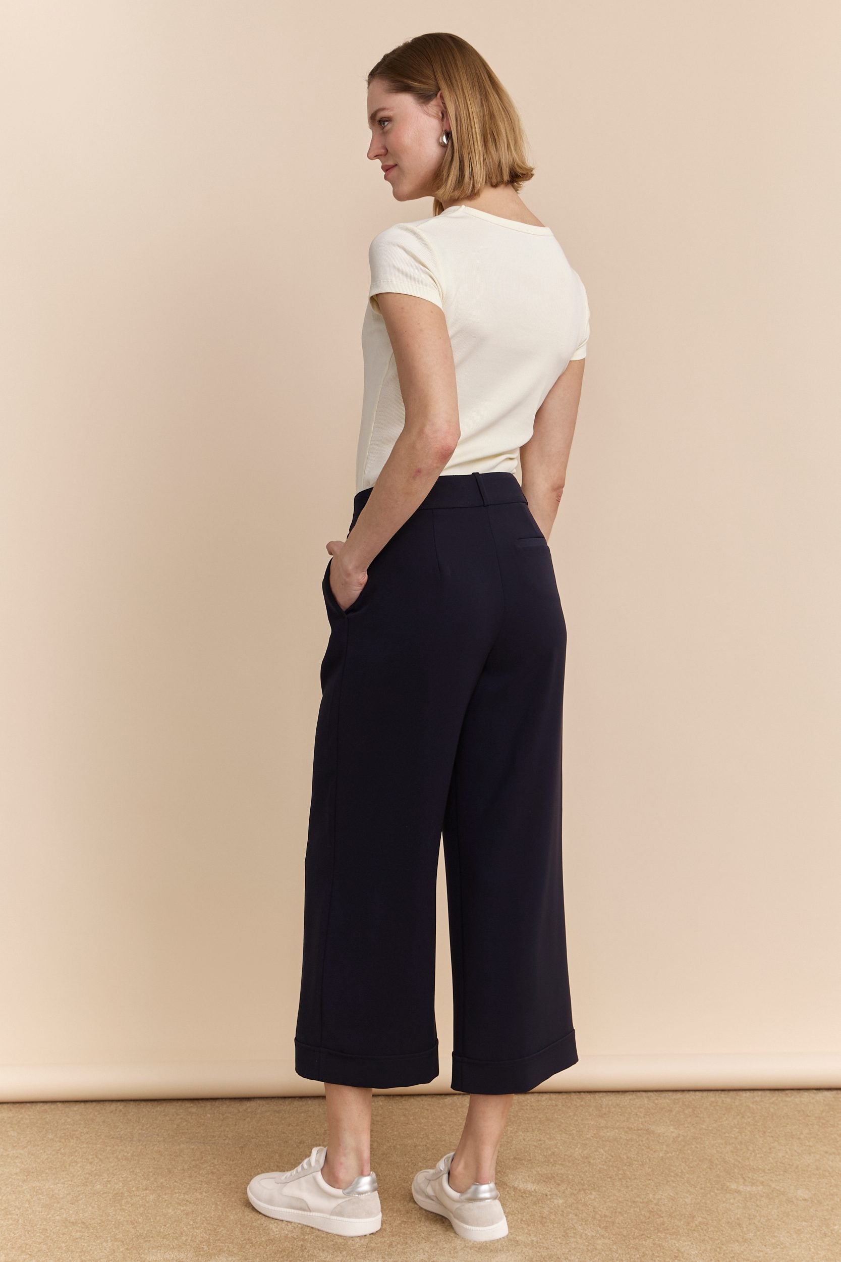 Wide leg pant with cuff