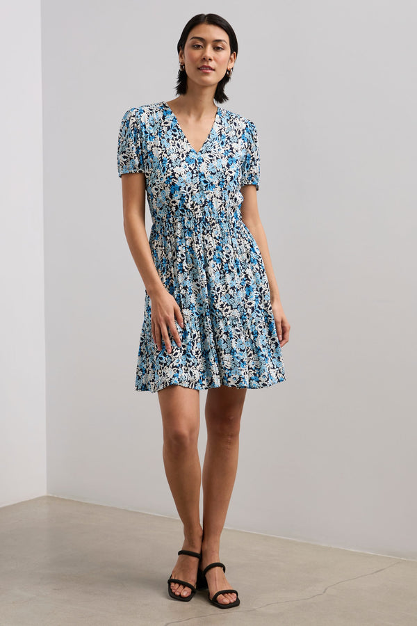 Printed fluid dress with ruched back