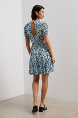 Printed fluid dress with ruched back