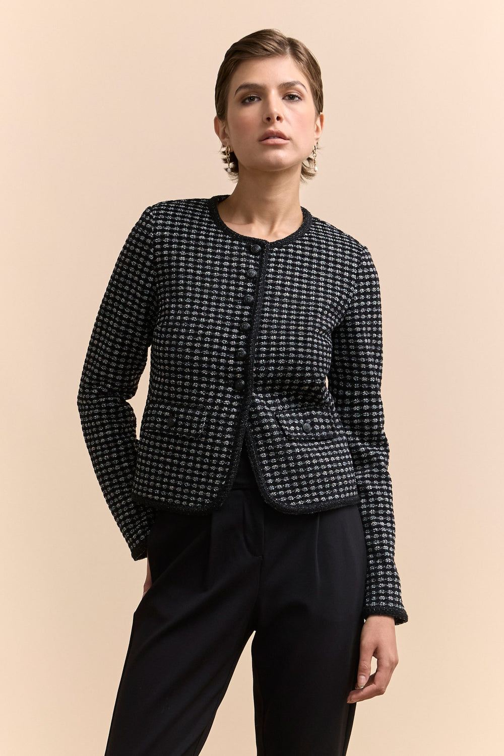 Short stretch jacket with pockets