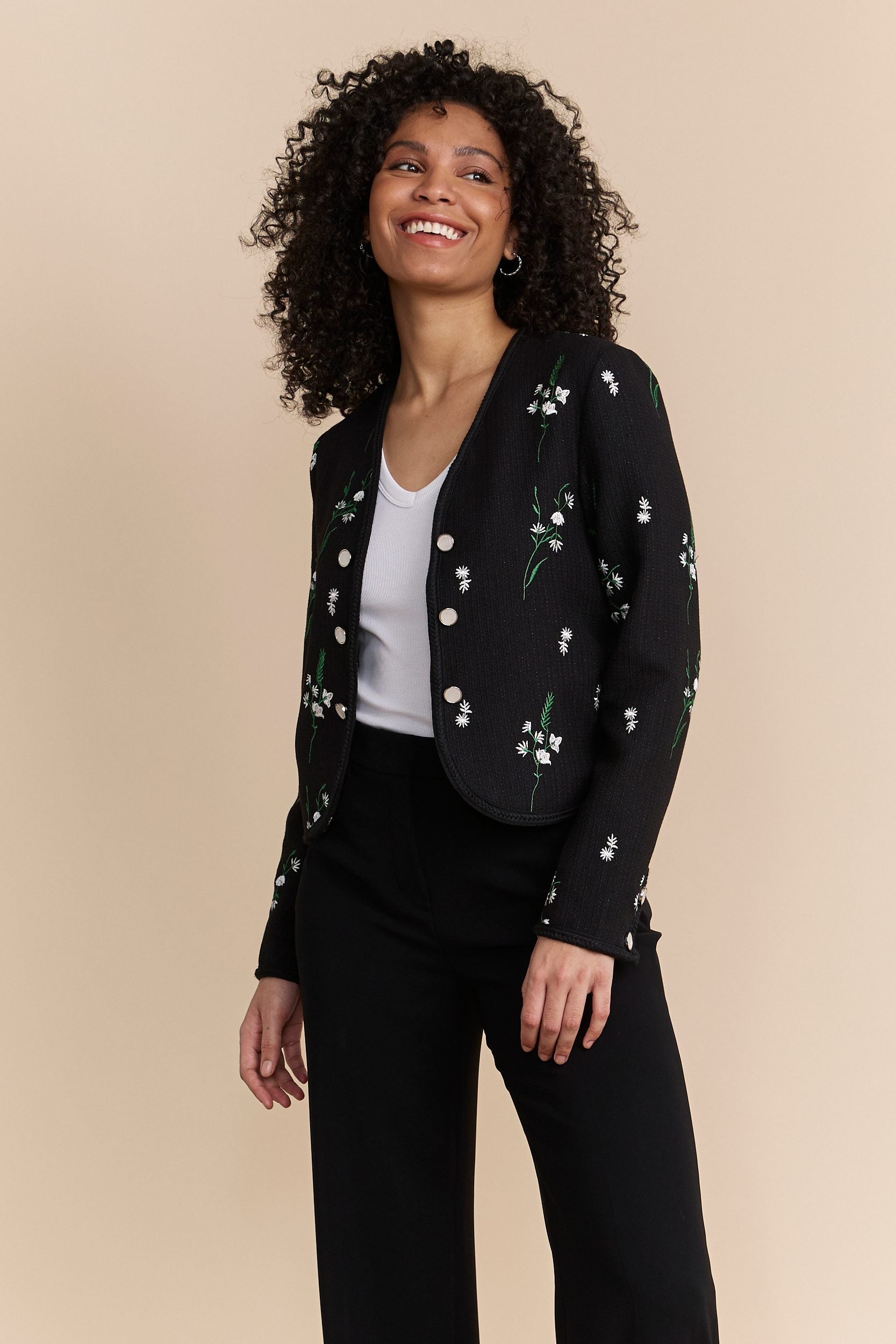 Short jacket with embroidery