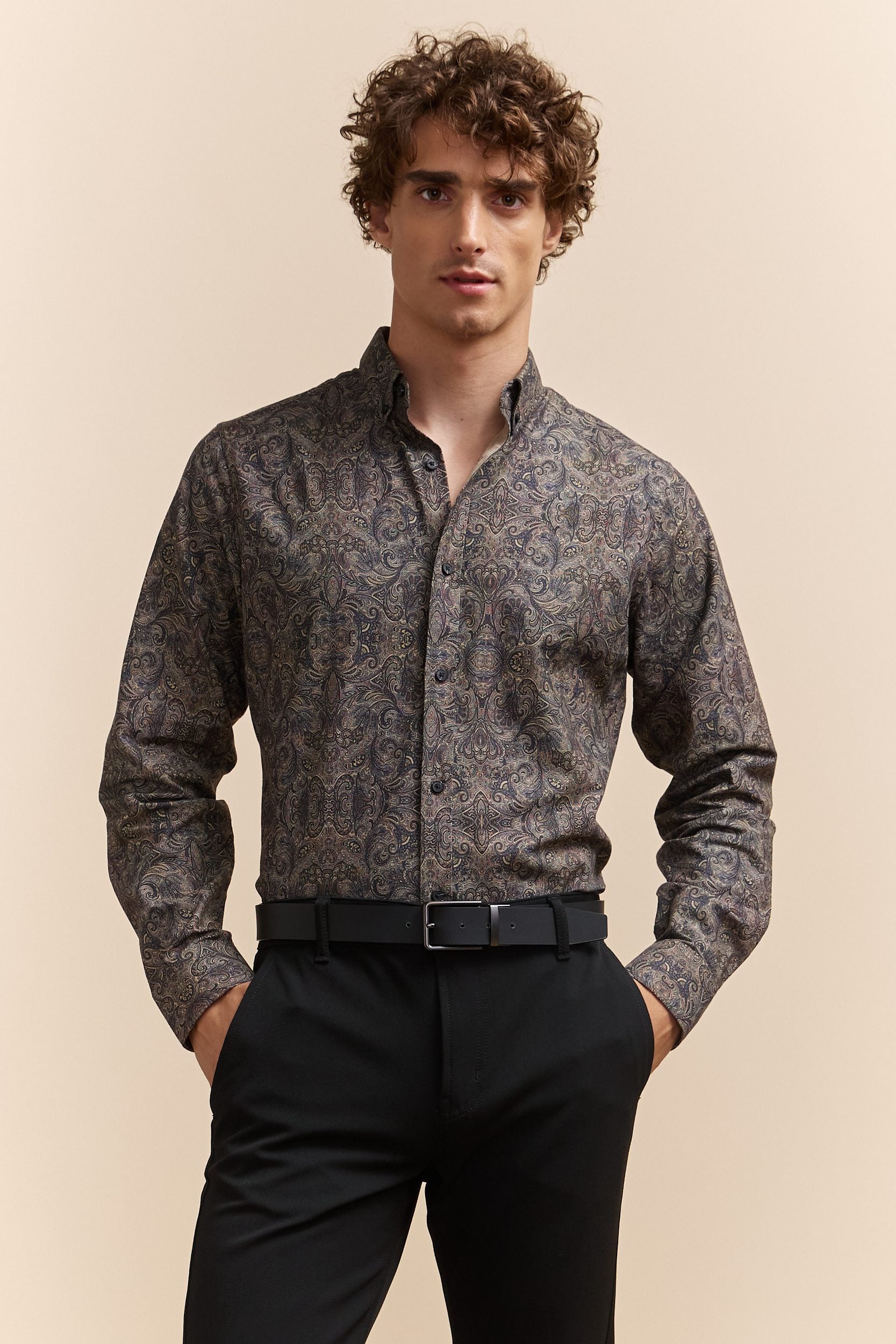 Paisley print fitted shirt with button down collar