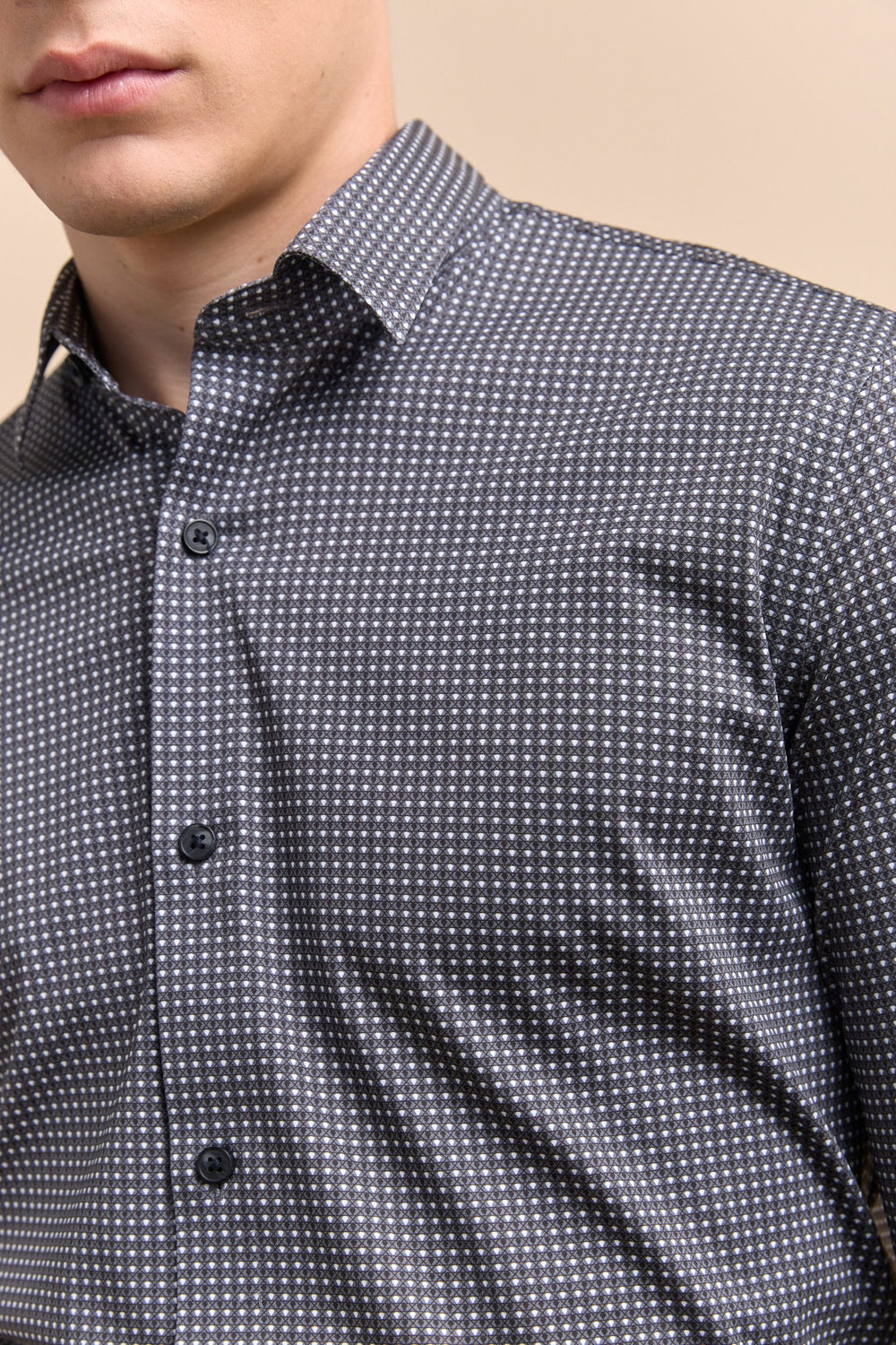 Extra-Fitted micro pattern printed shirt