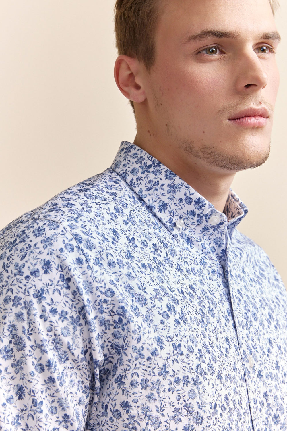 Floral Semi-Fitted shirt