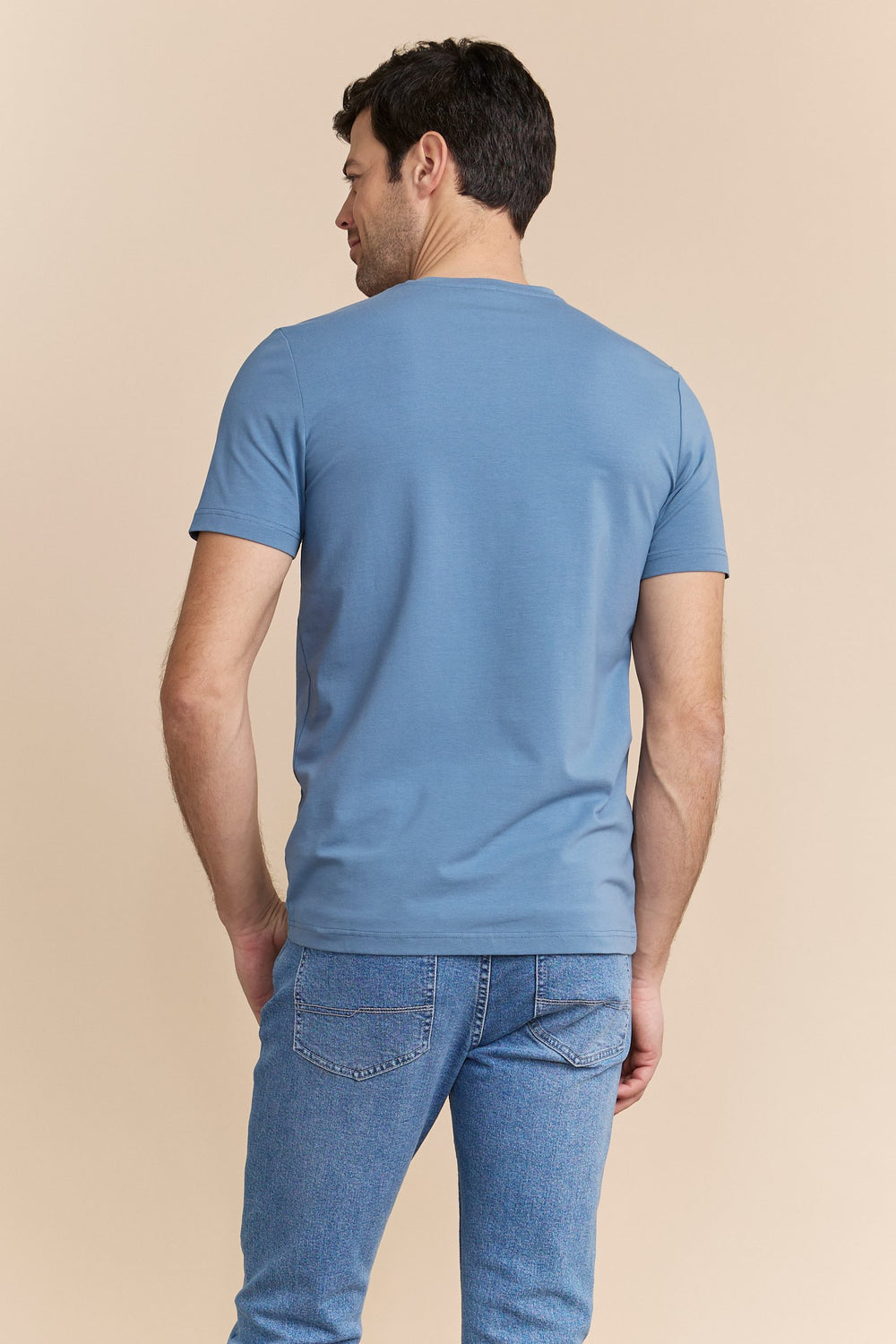 Basic V neck T-shirt