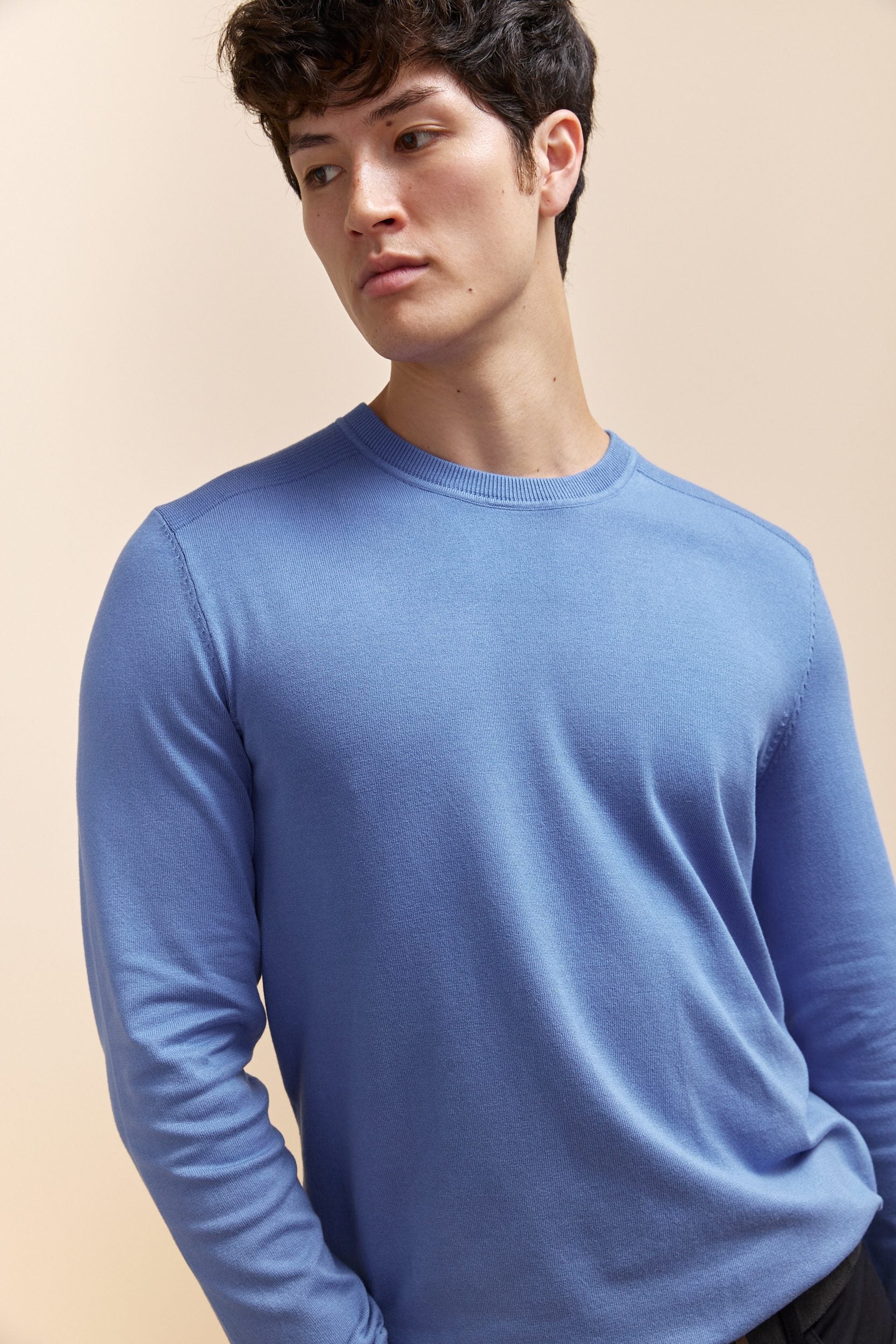 Ottoman details crew neck sweater