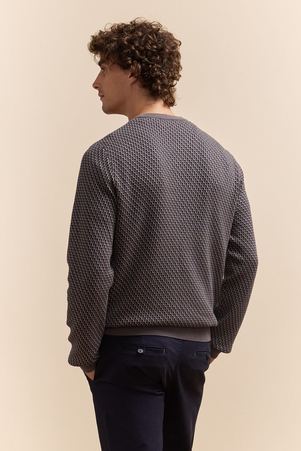 Pull jacquard col rond