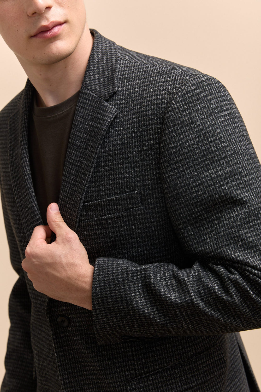 Removable collar knit jacket