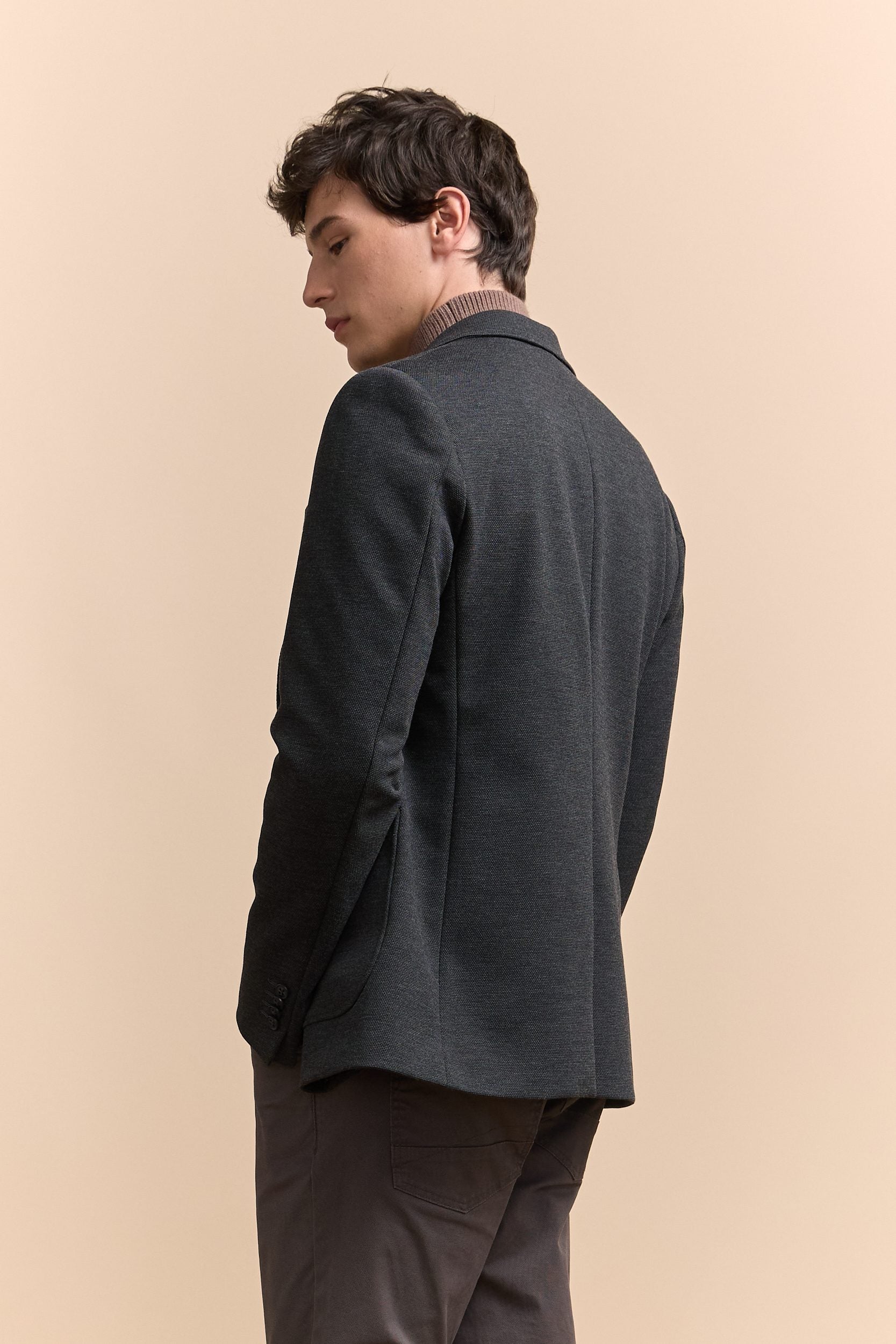 Fitted knit blazer