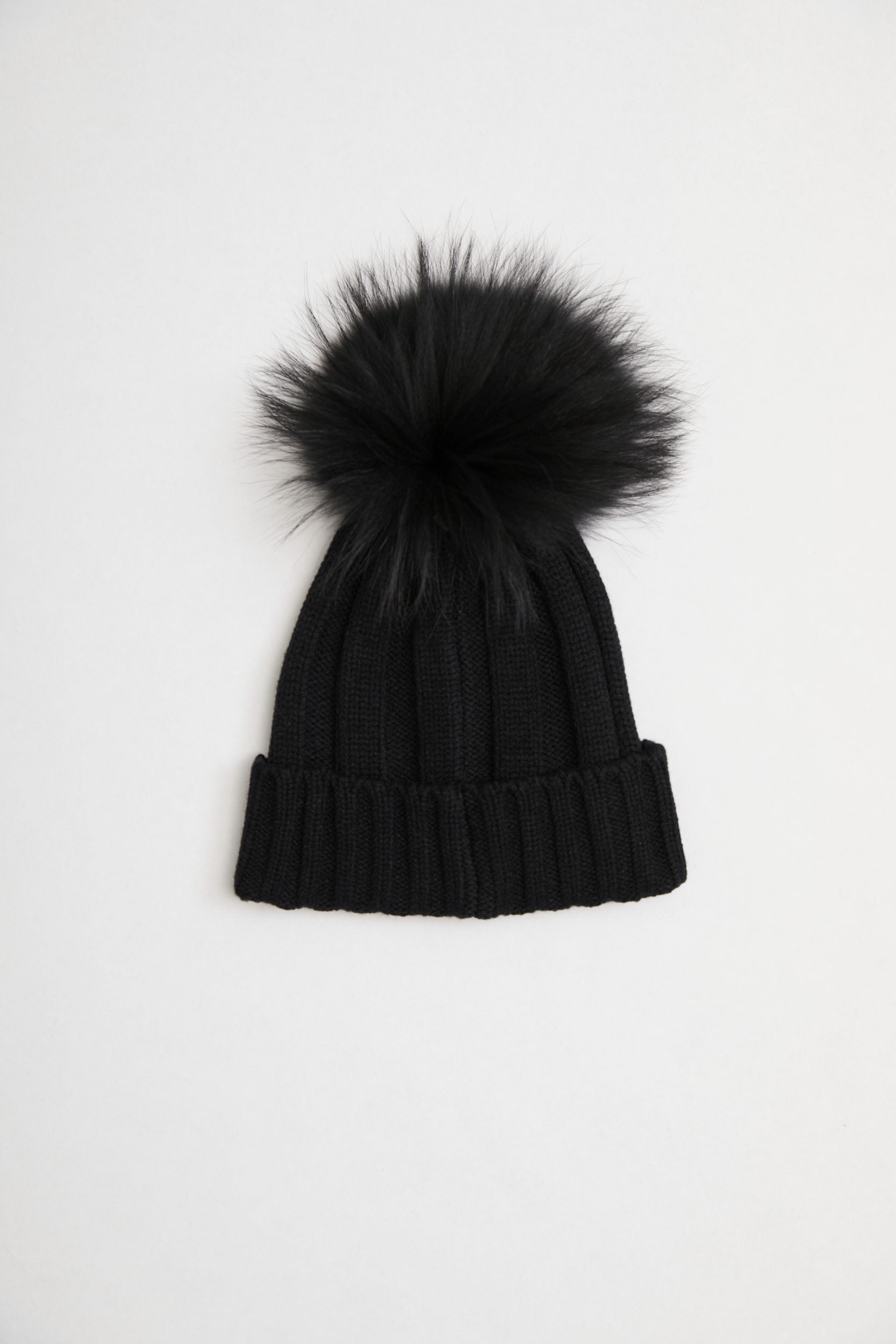 Tuque with pompom