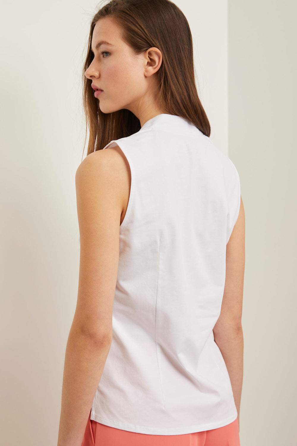 Poplin & jersey sleeveless shirt