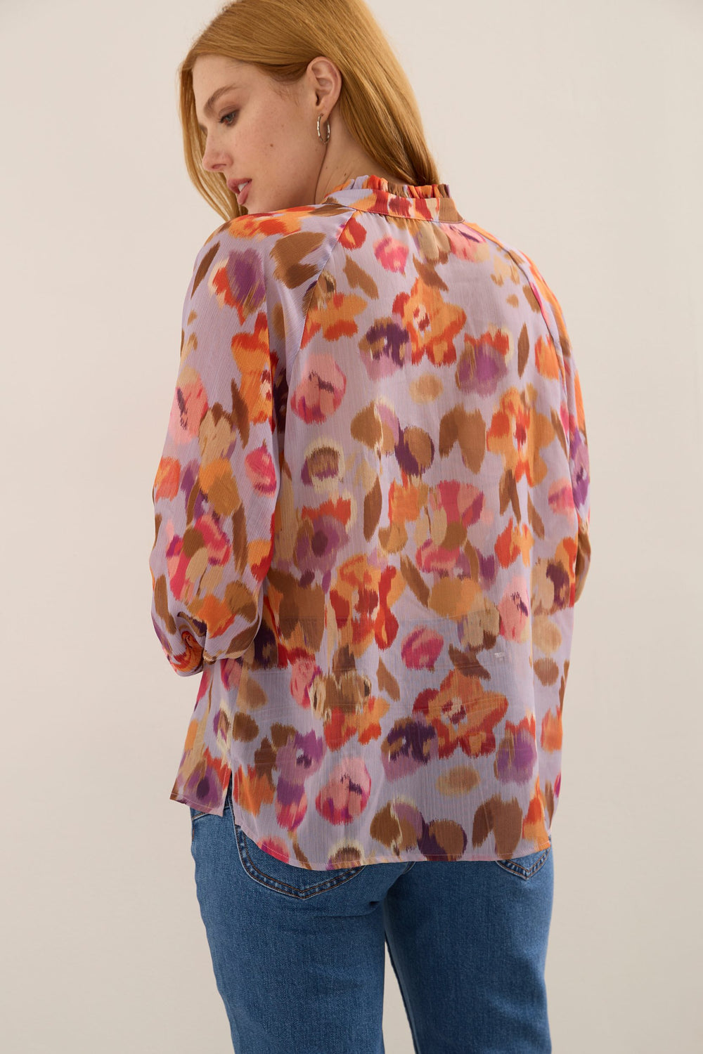 Blouse à imprimé floral avec manches bouffantes