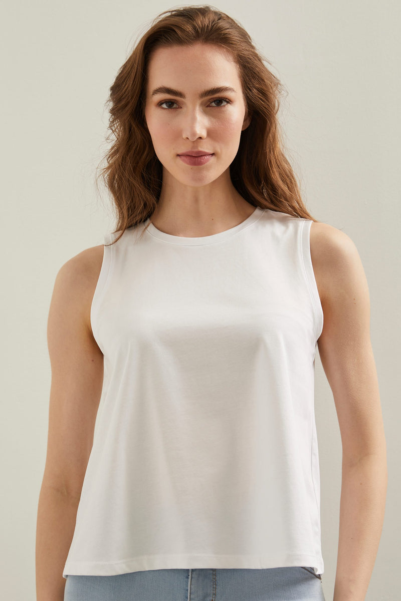 Sleeveless flare top