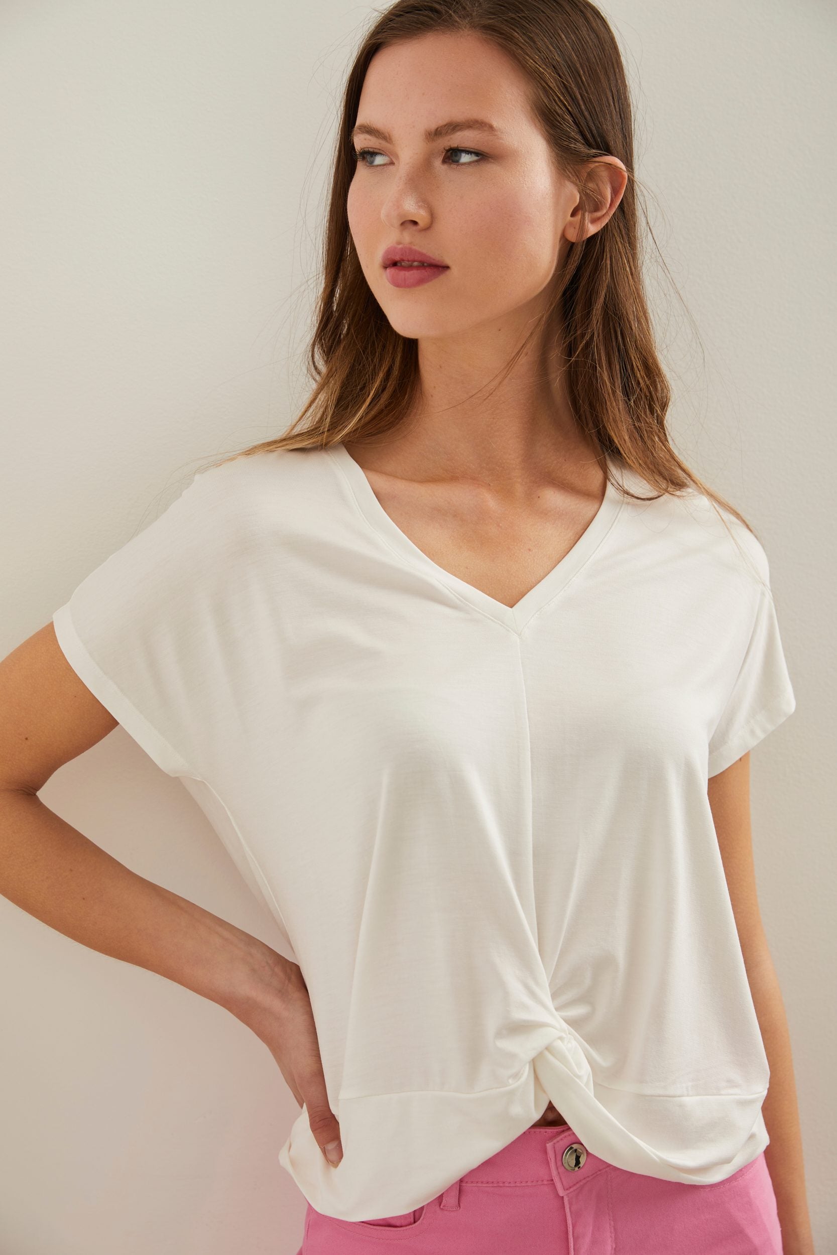 V neck top with twist