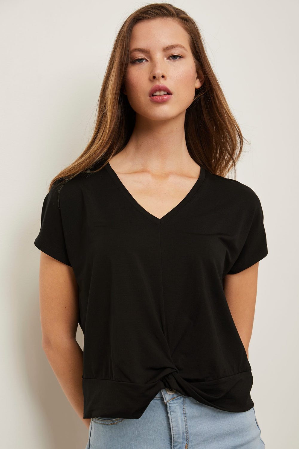 V neck top with twist