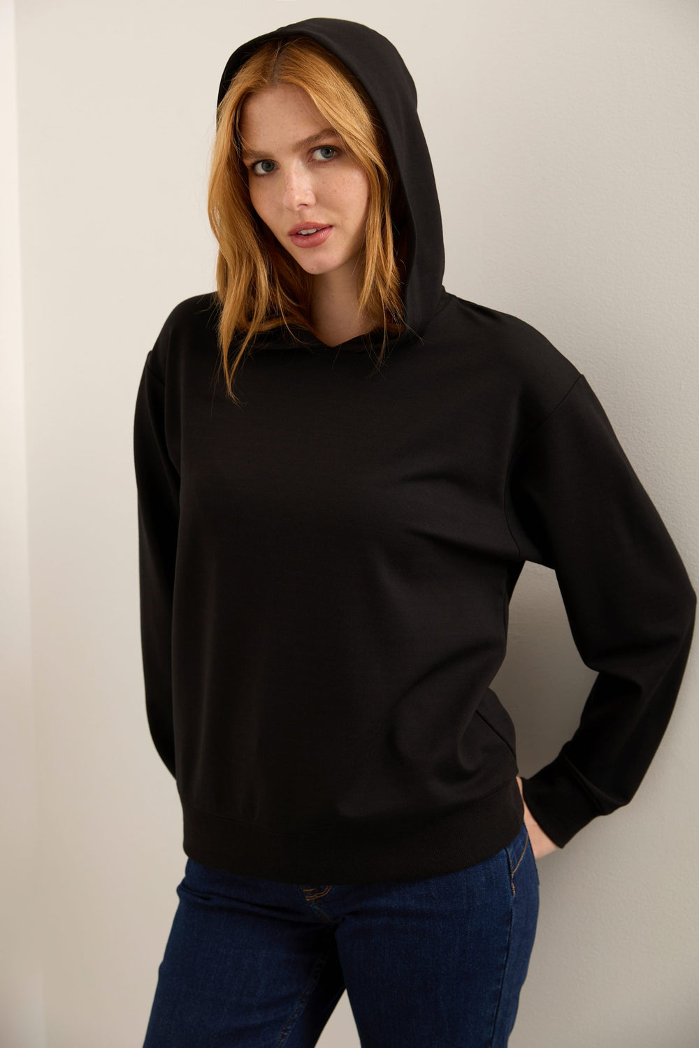 Sweat-shirt à capuche & broderie au dos