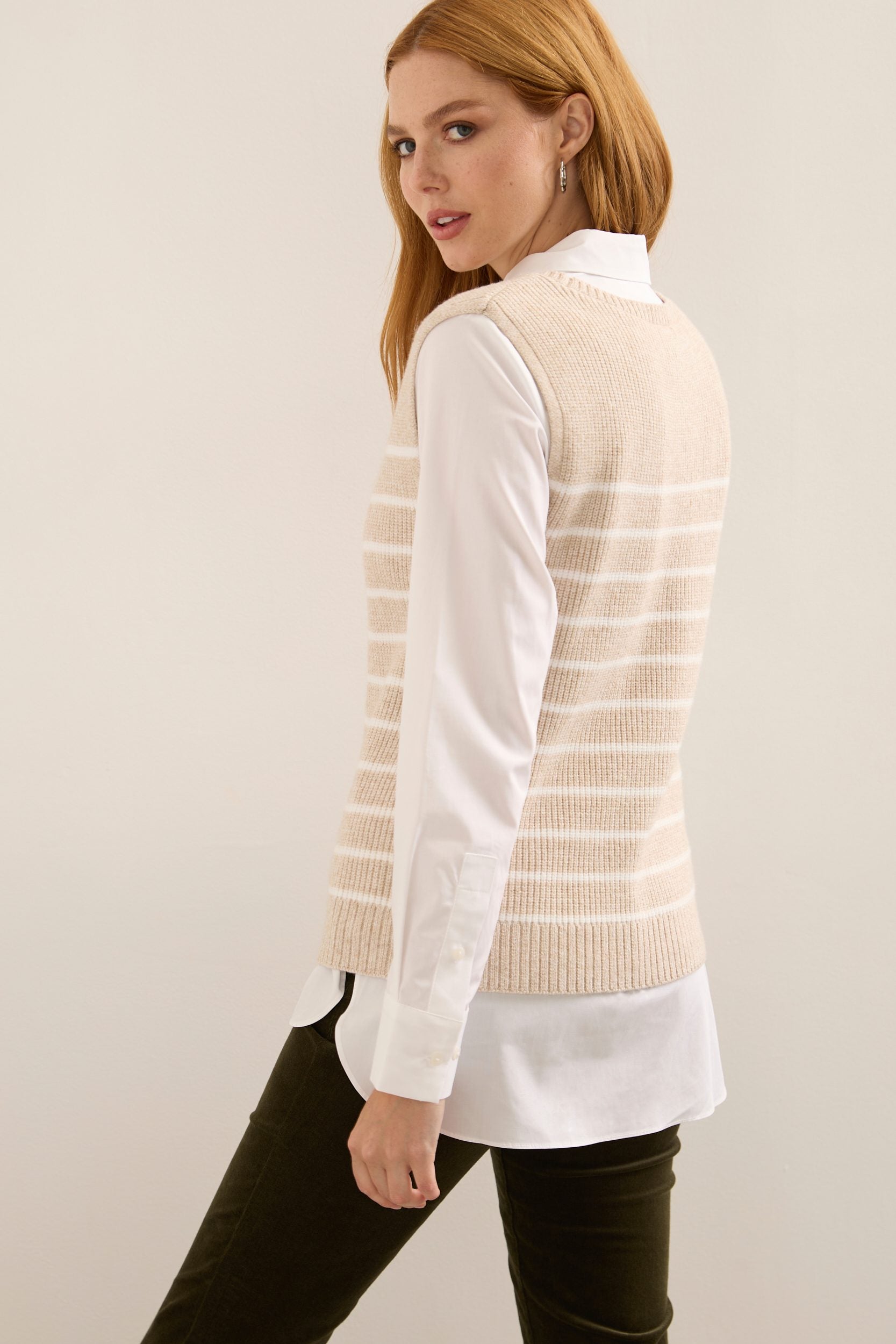 Crew neck Sleeveless Sweater