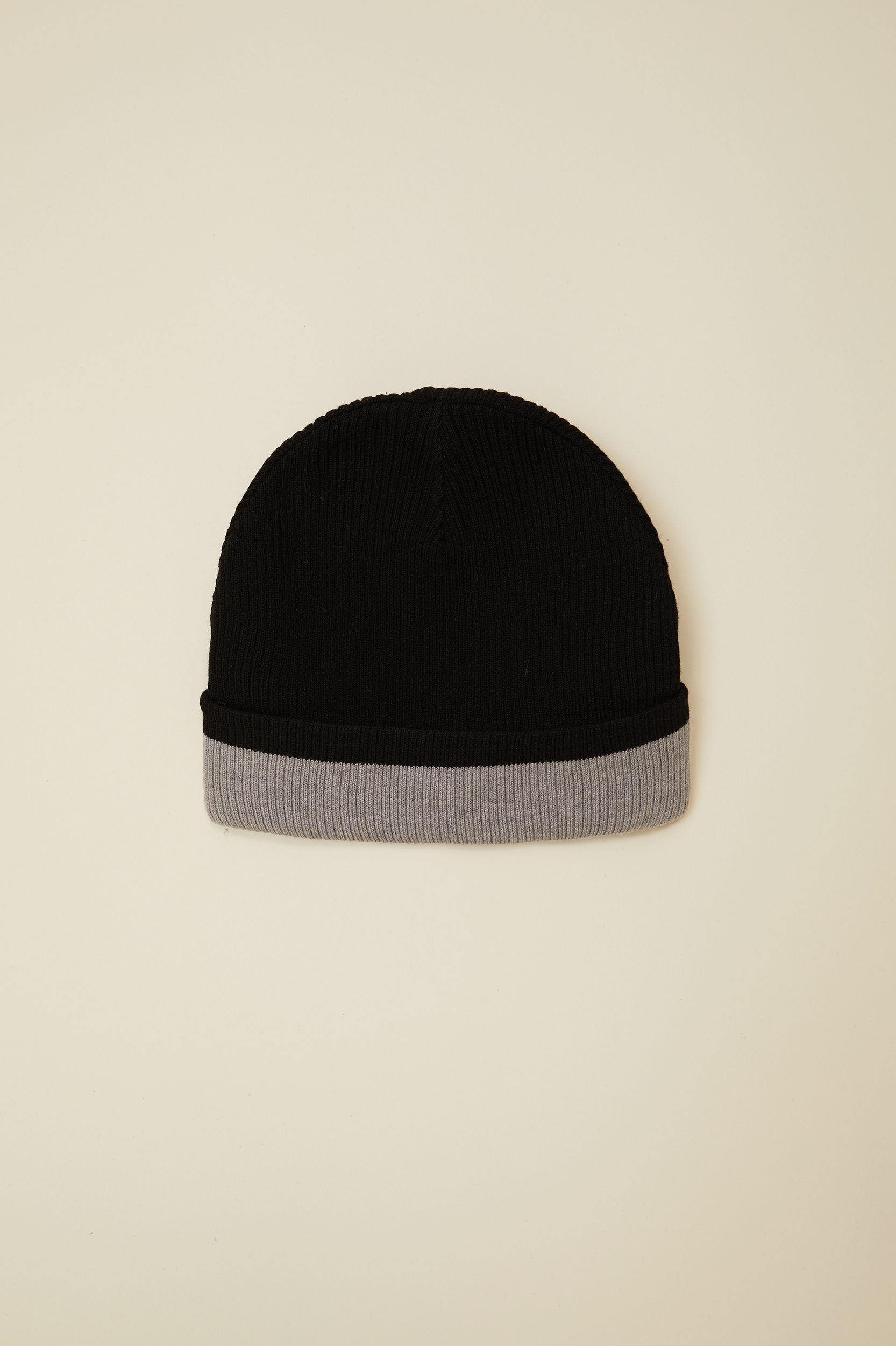 Reversible merino wool rib hat