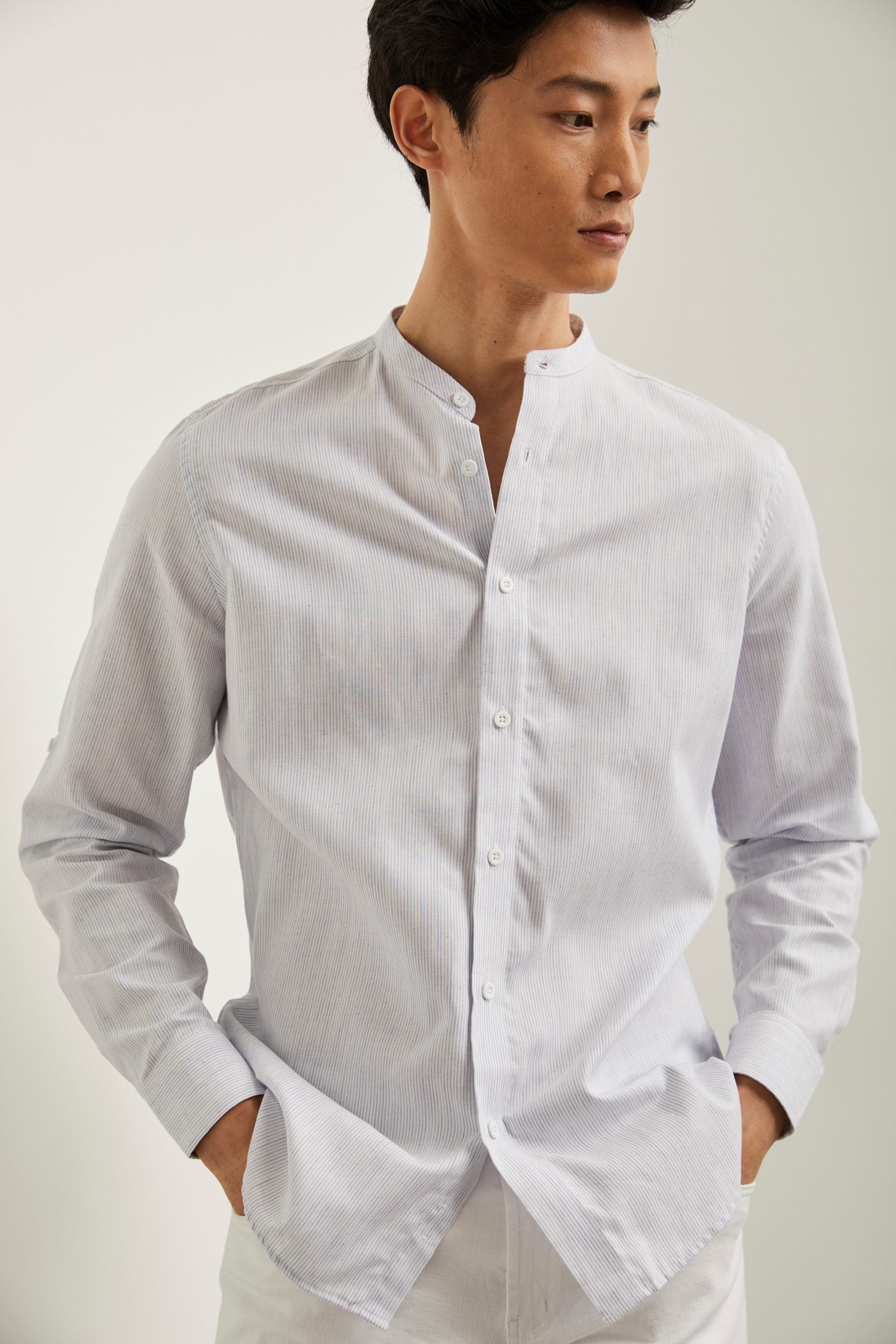 Comfort shirt with roll up sle