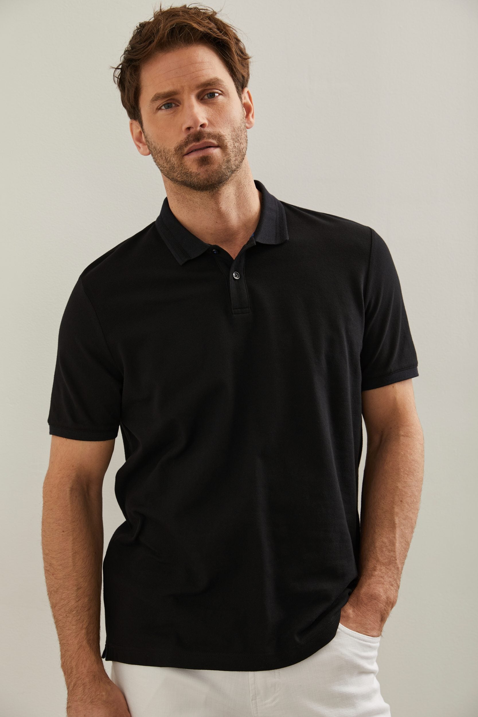 Polo with detail at collar