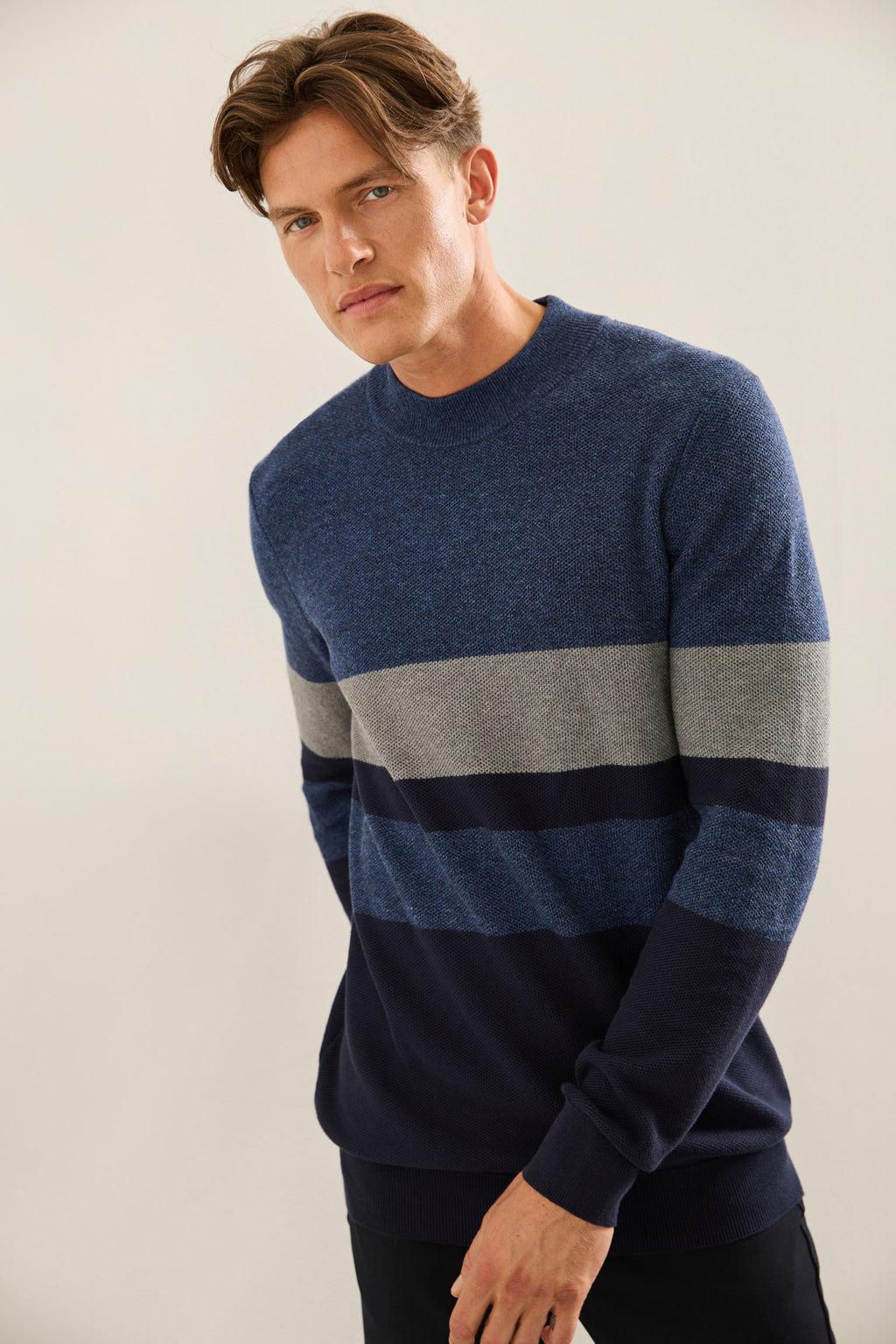 Colour Block Textured Mock Neck Sweater | TRISTAN Canada
