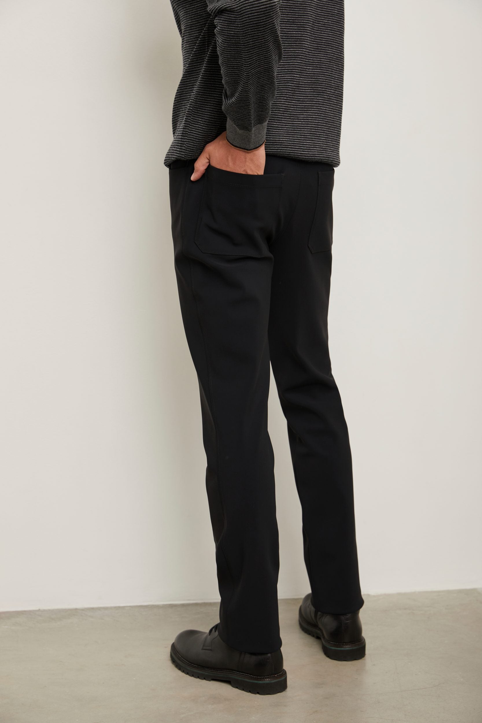 Sport Chic 5 pocket Slim fit jersey pant