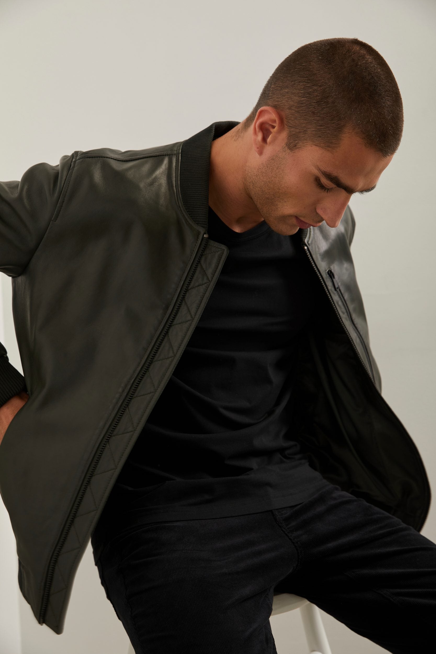 Blouson de cuir col en rib