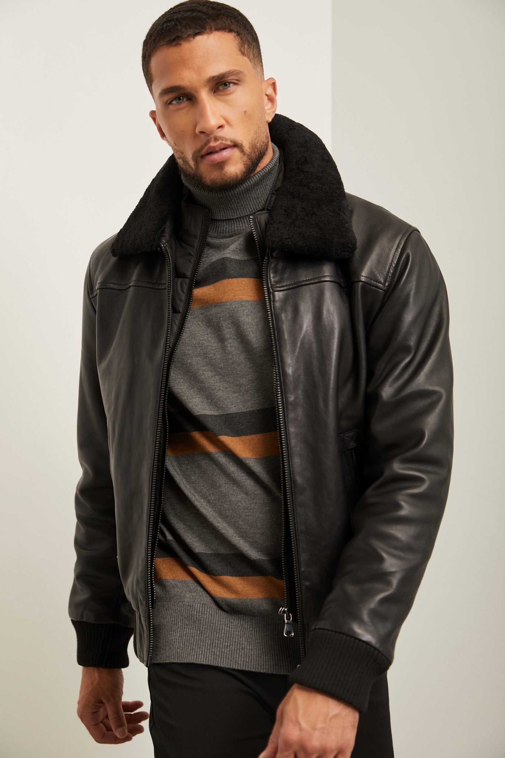 Blouson de cuir aviateur