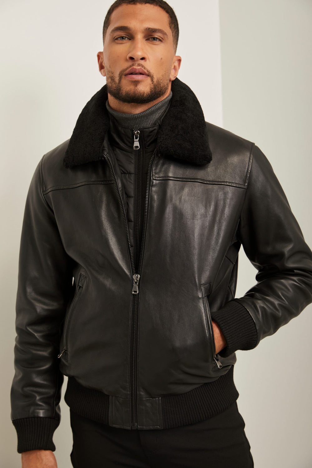 Blouson de cuir aviateur