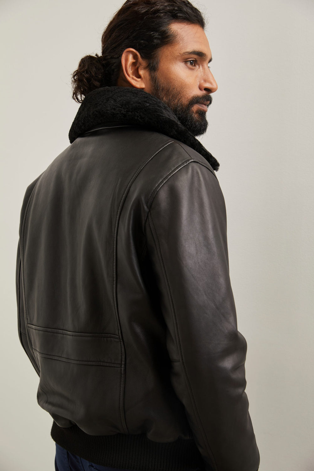 Blouson de cuir aviateur